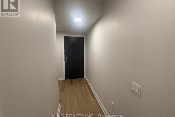 411 - 86 Dundas Street E, Mississauga