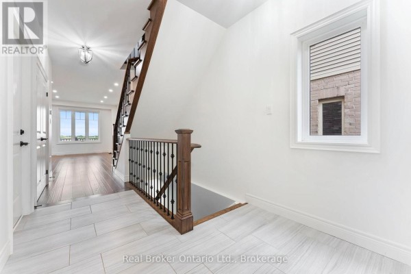 Other - 86 Dunrobin Lane, Grimsby, ON L3M0H4 Photo 4