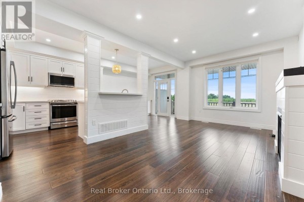 Kitchen - 86 Dunrobin Lane, Grimsby, ON L3M0H4 Photo 5