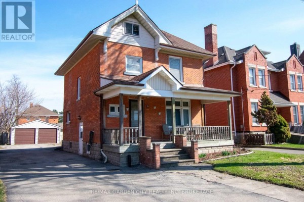 Foyer - 86 Griffith Street, Welland, ON L3B4G4 Photo 5