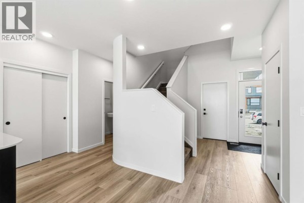 2pc Bathroom - 86 Heritage Heath, Cochrane, AB T4C3L4 Photo 4