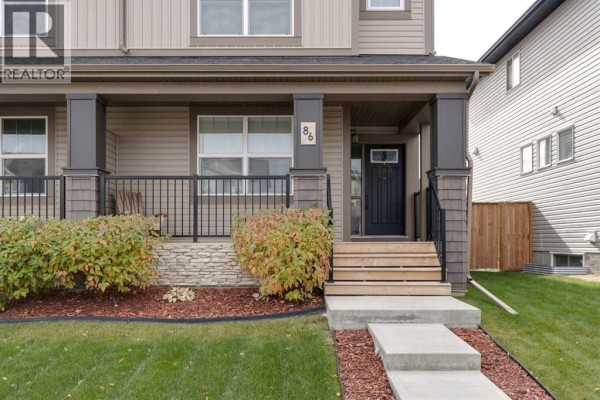 Kitchen - 86 Hillcrest Close Sw, Airdrie, AB T4B4T9 Photo 3