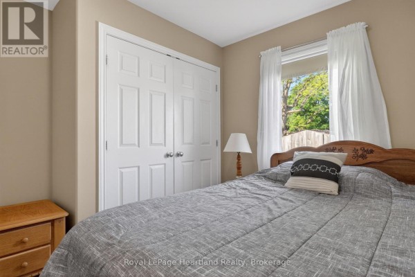 Bedroom 4 - 86 Huron Street W, South Huron, ON N0M1S2 Photo 4