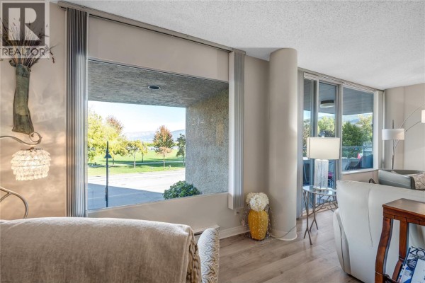 Kitchen - 86 Lakeshore Drive Unit# 202, Penticton, BC V2A1B5 Photo 4