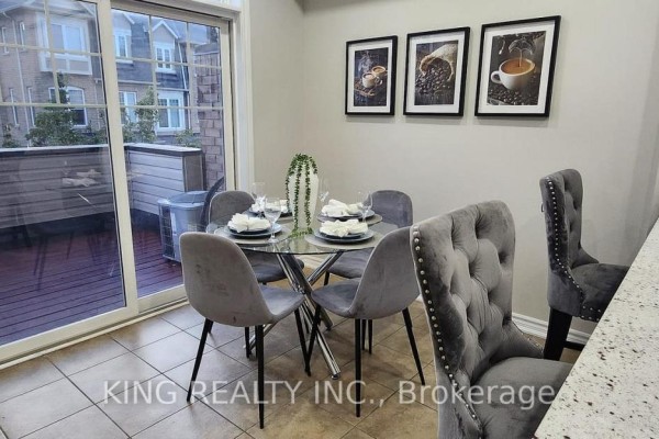 Living room - 86 Magdalene Crescent S, Brampton, ON L6Z0G9 Photo 3
