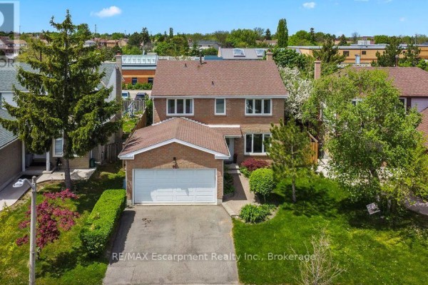 86 Northampton Street, Brampton, ON, photo 2