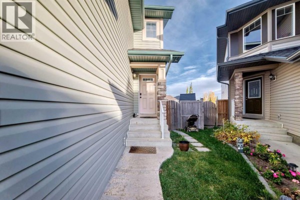 Living room - 86 Panamount Plaza Nw, Calgary, AB T3K0J8 Photo 3