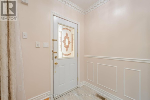 Primary Bedroom - 86 Rory Road, Toronto, ON M6L3G1 Photo 4