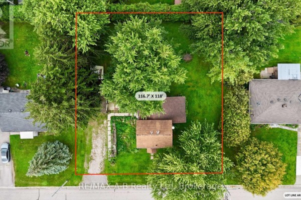 Family room - 86 Salina Street N, St  Marys, ON N4X1C8 Photo 2