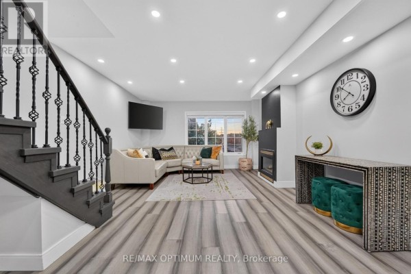 Bedroom 2 - 86 Sufi Crescent, Toronto, ON M4A2X2 Photo 5