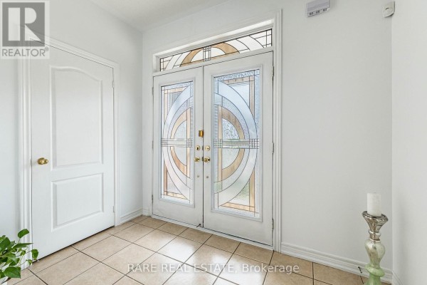 Family room - 86 Vanderpool Crescent, Brampton, ON L6P3W7 Photo 5