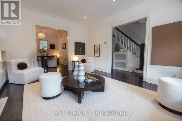 86 Willowbank Boulevard, Toronto, ON, photo 3