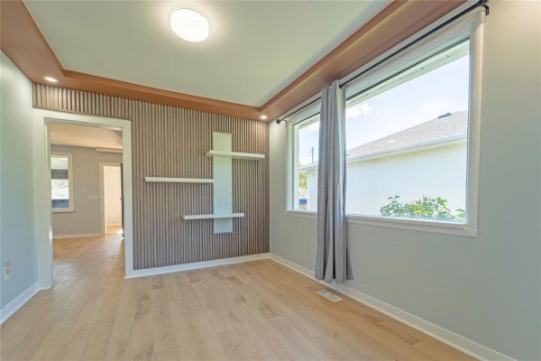 Eat in kitchen - 860 Cathedral Avenue, Winnipeg, MB R2X1J2 Photo 4