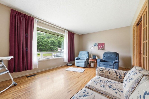 Bedroom - 860 Rue Covey, Bryson, QC J0X1H0 Photo 5