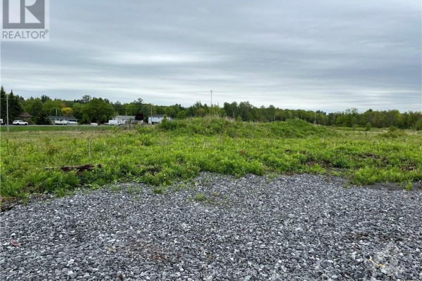 860 Summit Private, Clarence Rockland, ON, photo 2