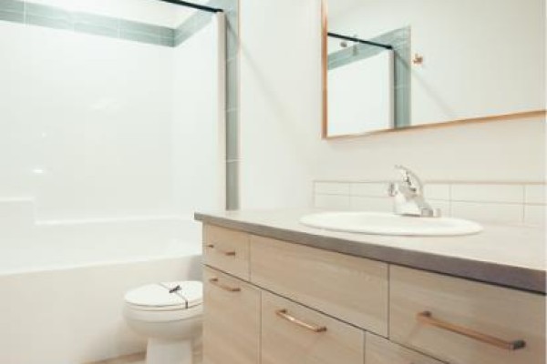 4pc Bathroom - 8601 88b Street, Grande Prairie, AB T8X0P4 Photo 5