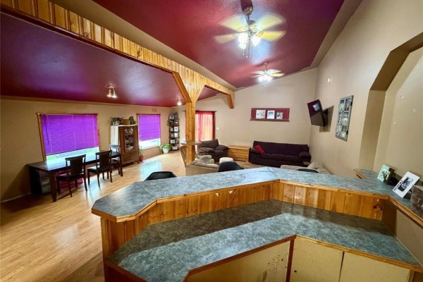 86083 Pth 5 Highway, Neepawa, MB R0J1H0 Photo 5