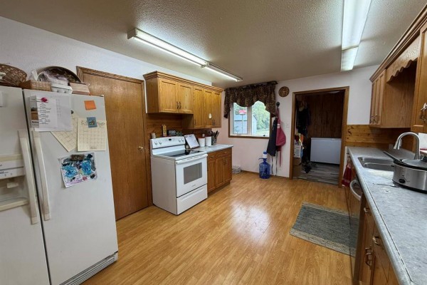 Laundry room - 86155 3n Road, Cartwright, MB R0K0L0 Photo 4