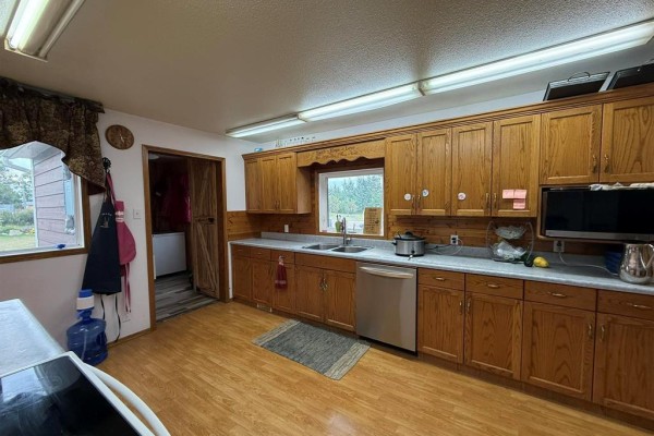 Porch - 86155 3n Road, Cartwright, MB R0K0L0 Photo 5