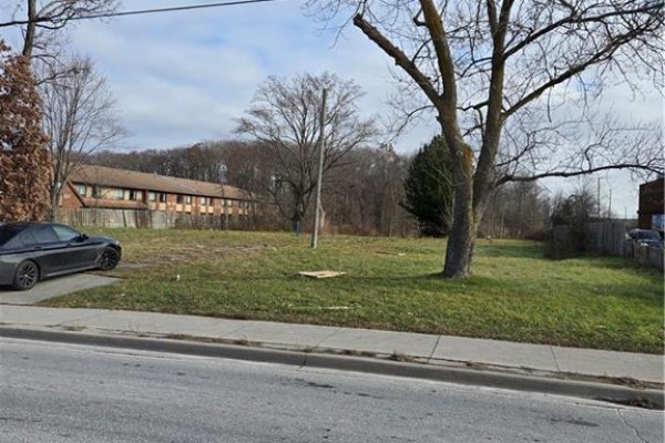 862 Niagara Street N, Welland, ON, photo 3