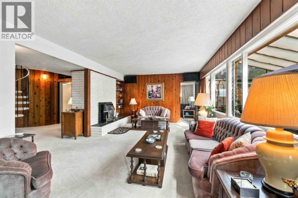 862 Wallace Wynd, Port Moody, BC V3H1B5 Photo 5