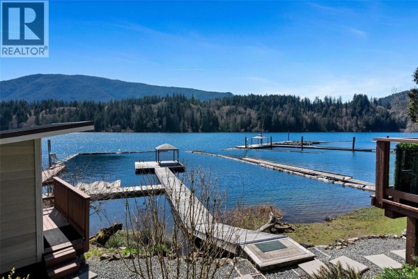 Bathroom - 8624 North Shore Rd, Lake Cowichan, BC V0R2G0 Photo 4