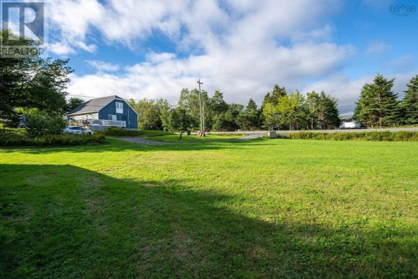 Family room - 8628 Highway 7 Highway E, Musquodoboit Harbour, NS B0J2L0 Photo 3