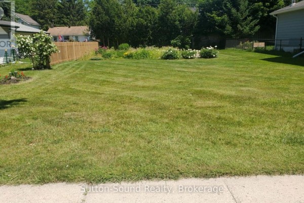 863 5th Avenue W, Owen Sound, ON, photo 2