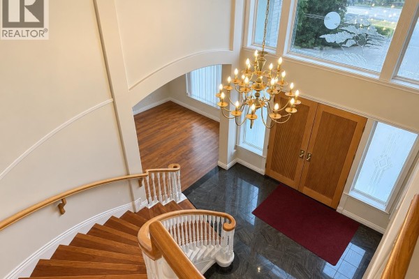 8631 Pigott Road, Richmond, BC V7A2C3 Photo 5