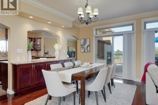 8639 Bourne Terr, North Saanich Residential For Sale $2,490,000