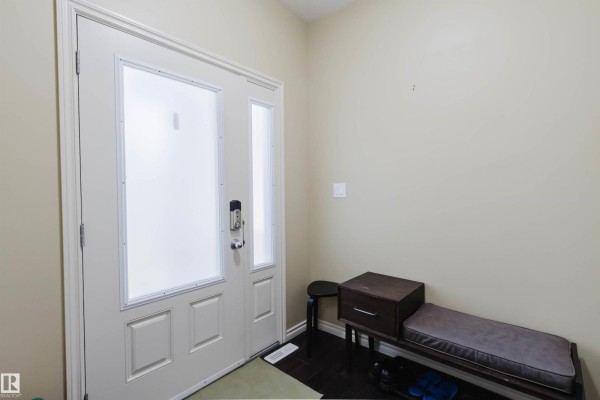 Primary Bedroom - 864 Armitage Wd Sw, Edmonton, AB T6W0K4 Photo 4