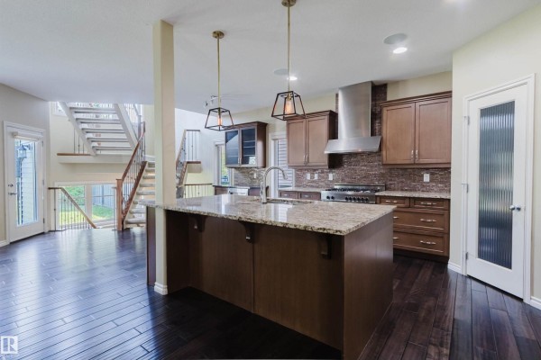 Bedroom 2 - 864 Armitage Wd Sw, Edmonton, AB T6W0K4 Photo 5