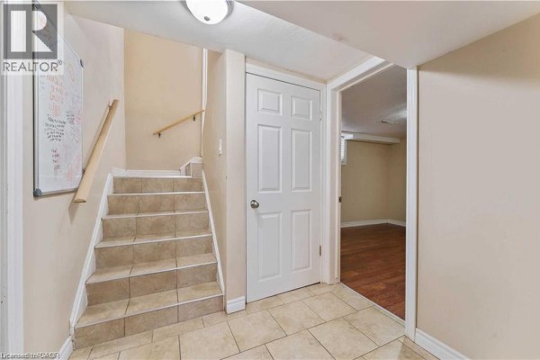 864 Upper Ottawa Street Unit# Basement, Hamilton, ON, photo 3