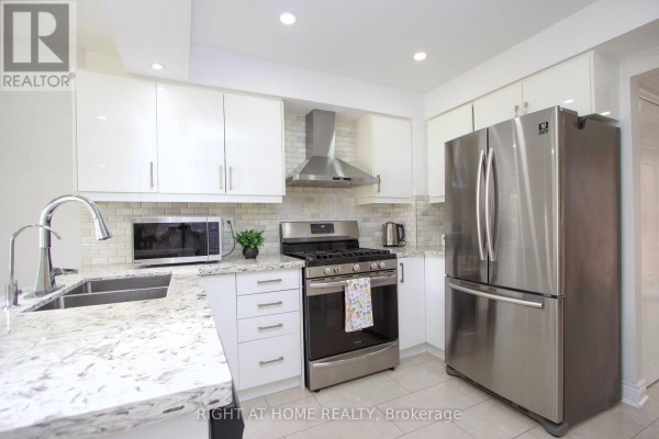 Kitchen - 865 Attersley Drive, Oshawa, ON L1K1V1 Photo 3