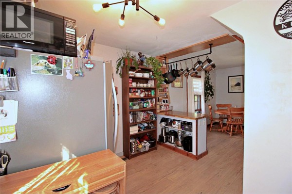 4pc Bathroom - 865 Kipling Street, Warfield, BC V1R2A5 Photo 4