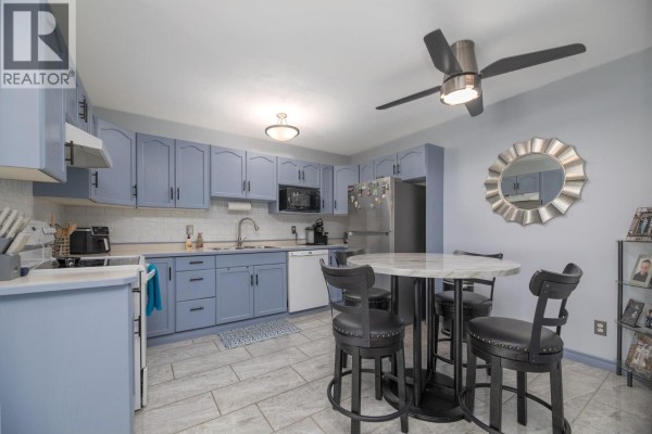 4pc Bathroom - 865 Main Street Unit# 204, Penticton, BC V2A5E3 Photo 3