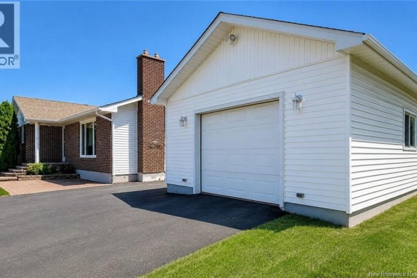 866 L.a. Losier, Tracadie, NB, photo 2
