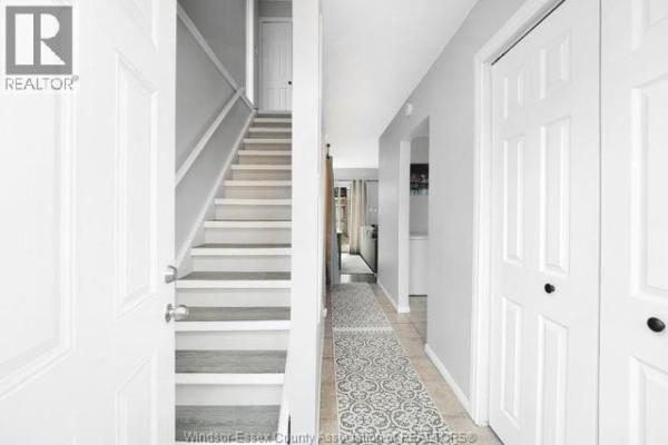 4pc Bathroom - 8665 Darlington Crescent, Windsor, ON N8S4M5 Photo 2