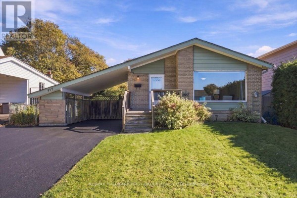 867 Chapleau Drive, Pickering