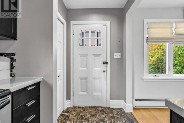 Bedroom - 867 Glencairn Avenue, Toronto, ON M6B2A4 Photo 3