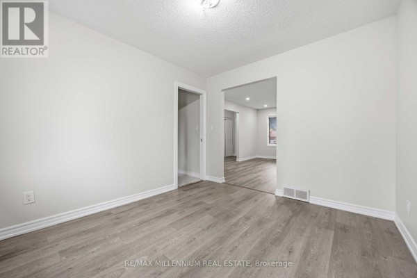 867 Wellington Street, Sarnia, ON N7T1J4 Photo 5