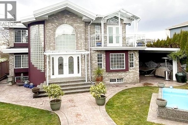 8675 Armstrong Avenue, Burnaby, BC V3N2H4 Photo 3