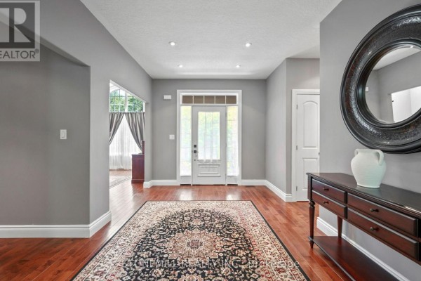 Great room - 868 Eastdale Drive, Wasaga Beach, ON L9Z2R2 Photo 5