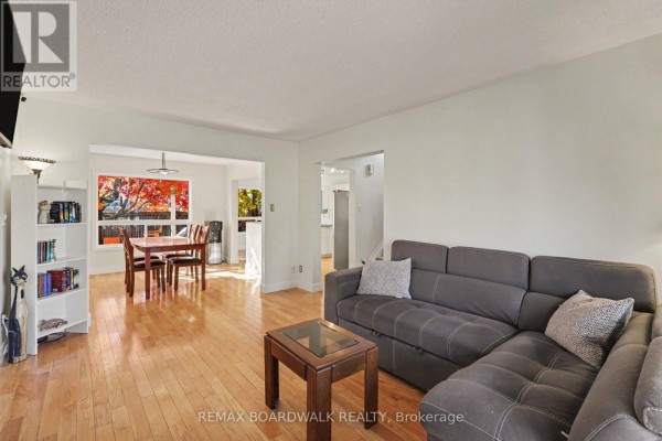 Dining room - 869 Clearcrest Crescent, Ottawa, ON K4A3G1 Photo 5
