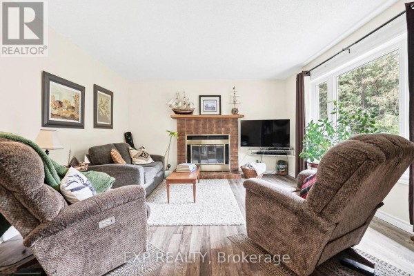 Kitchen - 869 Rock Road, North Grenville, ON K0G1T0 Photo 5