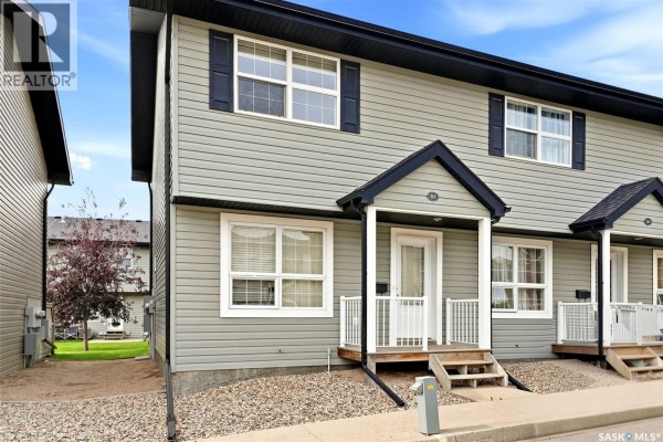 Townhouse for sale at 87 4500 Child Avenue, Regina, SK - MLS® LTe9Na