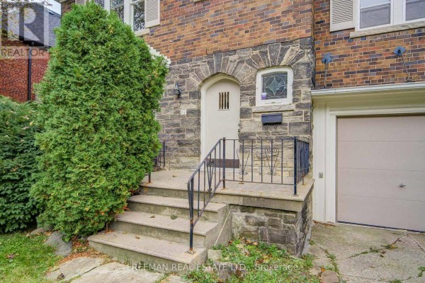Bedroom 5 - 87 Ava Road, Toronto, ON M6C1V7 Photo 3