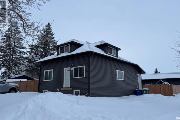87 Collacott Street W, Yorkton, SK, photo 3