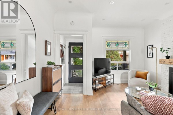 87 Olive Avenue, Toronto, ON M6G1V2 Photo 5