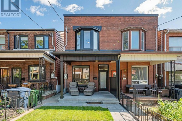 87 Palmerston Avenue, Toronto